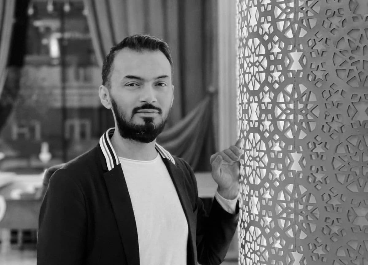 Taniqli jurnalist Jasur Hamroyev vafot etdi