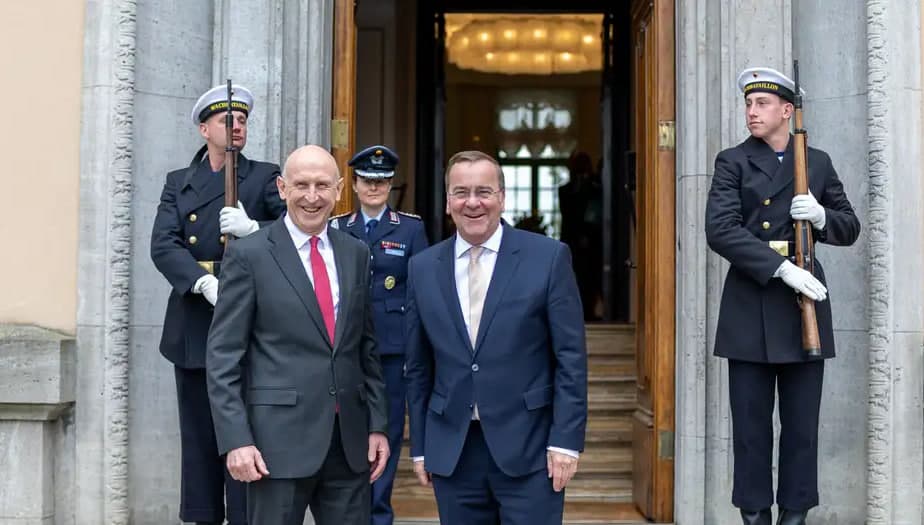 Британия призывает усилить санкции против России для принуждения к перемирию
