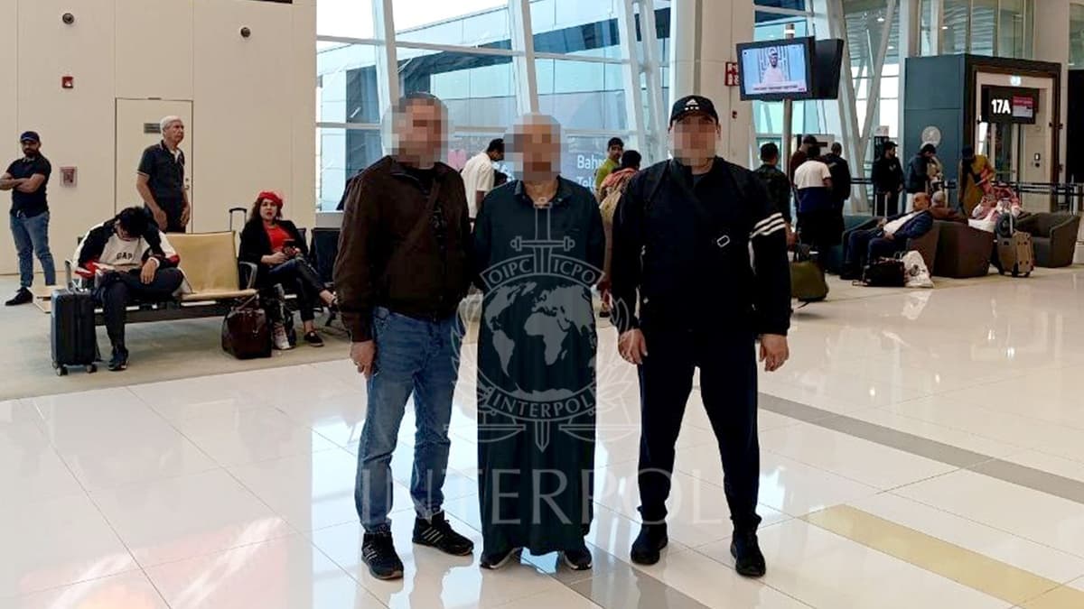 Two Uzbek nationals returned from Bahrain and the United States over fraud and theft cases
