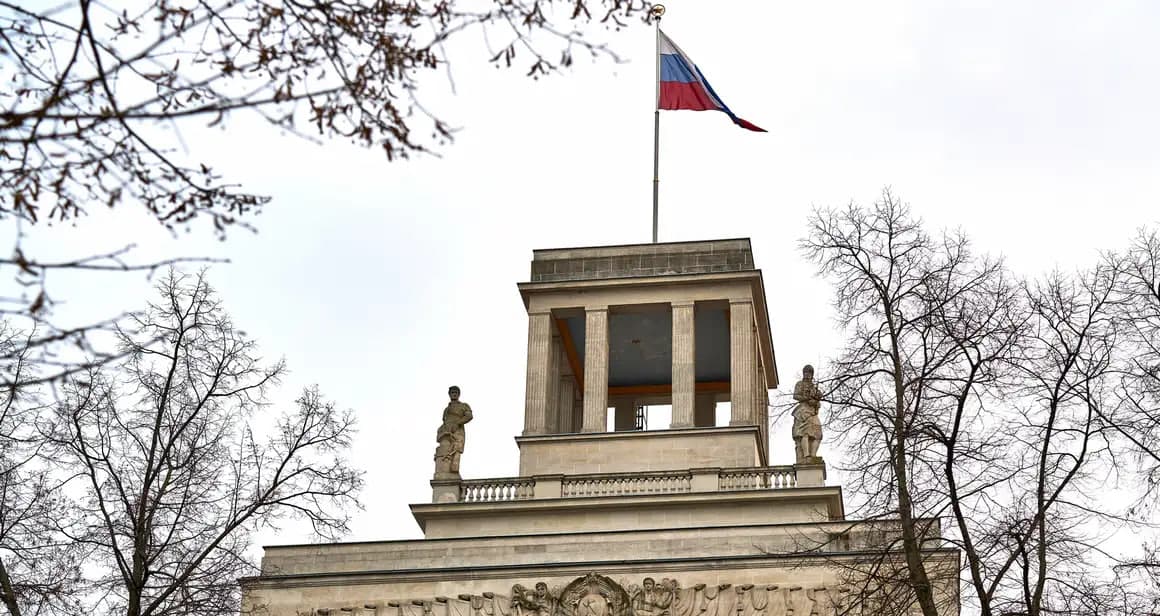 YeIda Rossiya diplomatlari uchun cheklovlar kuchga kirdi
