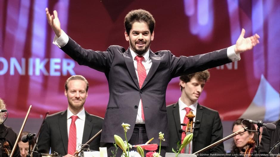 Belgiyada Myunxen filarmoniyasi konserti yahudiy dirijyor tufayli bekor qilindi