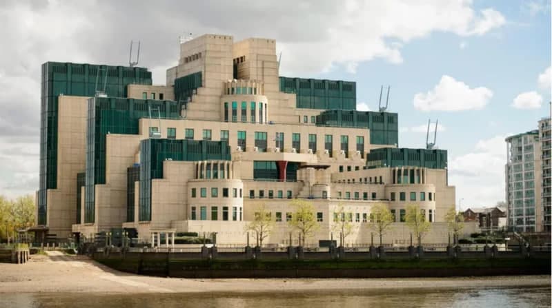 Впервые в истории британскую разведку MI6 возглавит женщина 