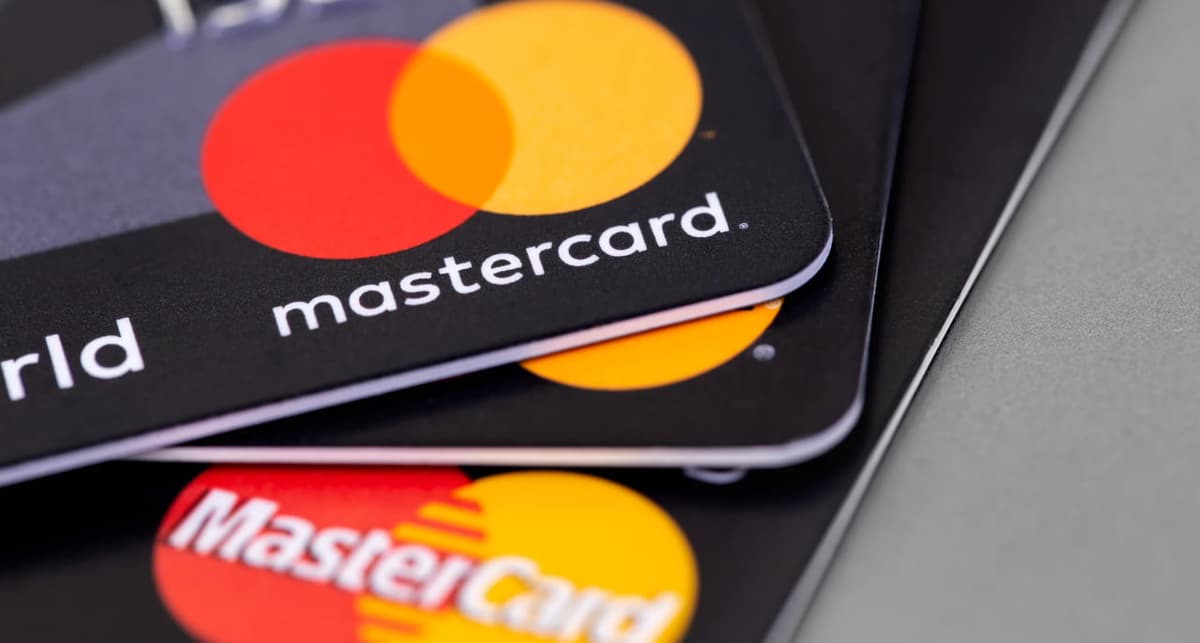 How and where to open a Mastercard in Uzbekistan