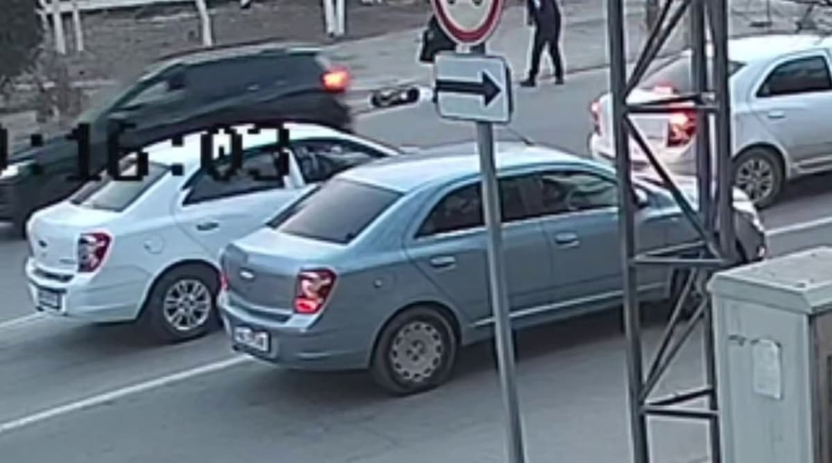 В Ургенче водитель Chevrolet Tracker сбил ребенка на пешеходном переходе  