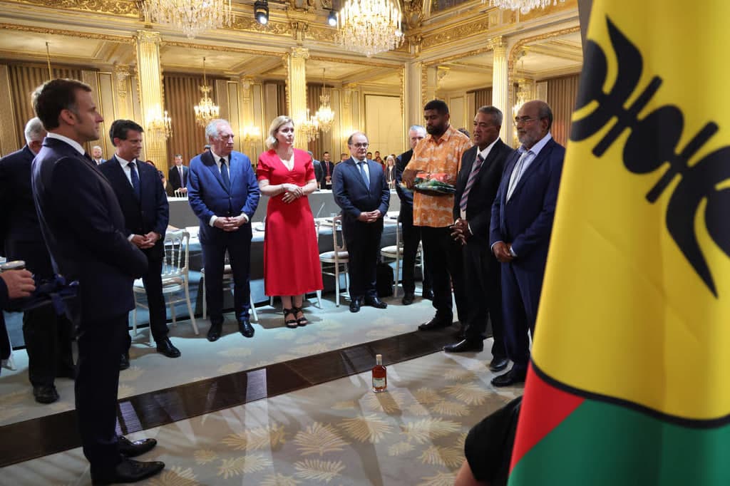 Fransiya tarkibida Yangi Kaledoniya davlati tashkil qilinadi