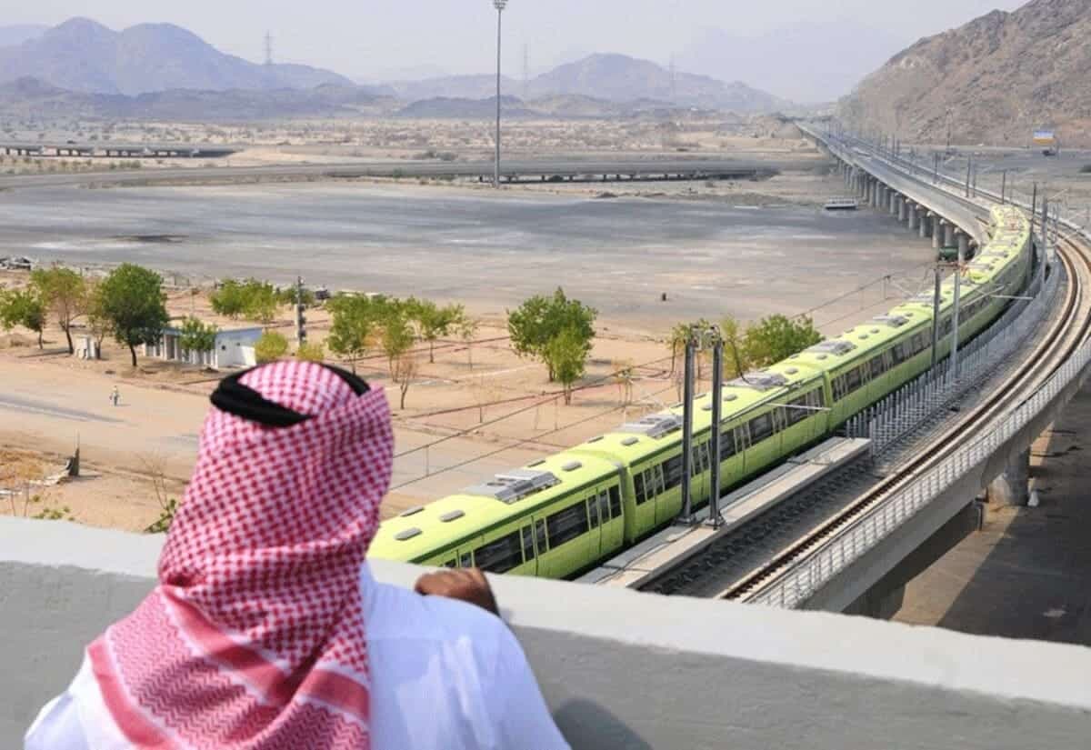 Saudiya Arabistoni yuqori tezlikdagi temiryo‘l bo‘yicha yirik loyihani e’lon qildi