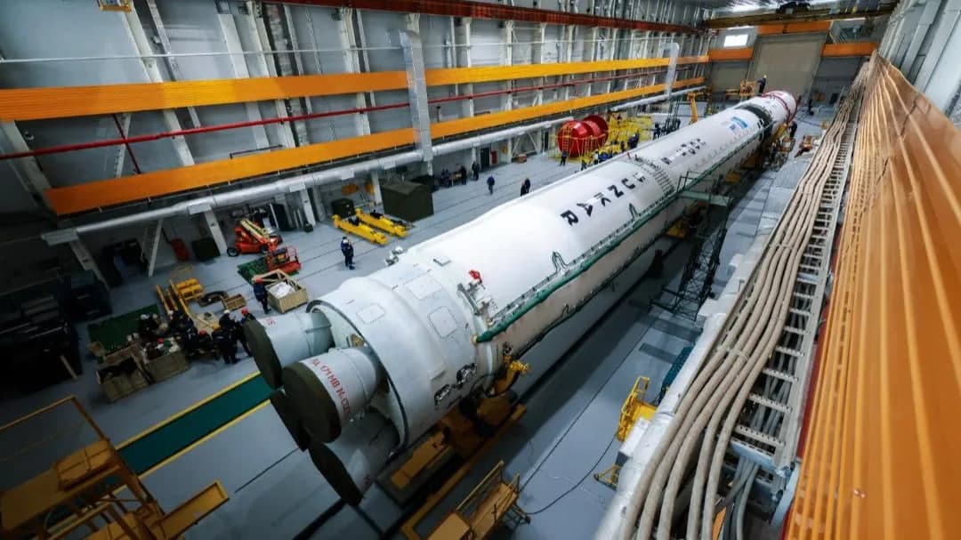 Rossiya va Qozog‘iston yangi raketa-tashuvchining parvozini keyinroqqa surdi