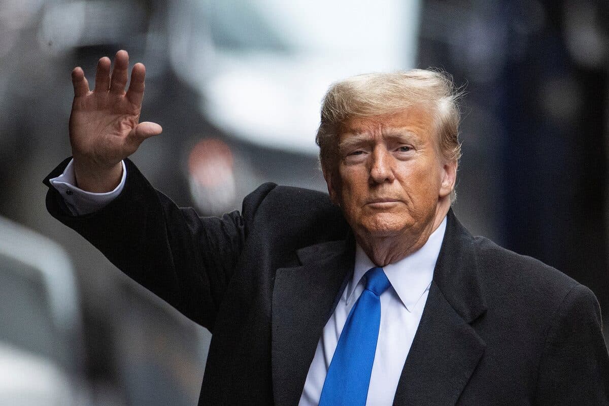 АҚШ савдо урушининг янги босқичи: Трамп Япония, Корея ва Қозоғистонга 25% бож солди