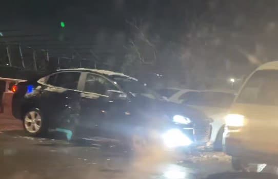 Chilonzorda ko‘prik ustida 4 ta avtomobil to‘qnashdi