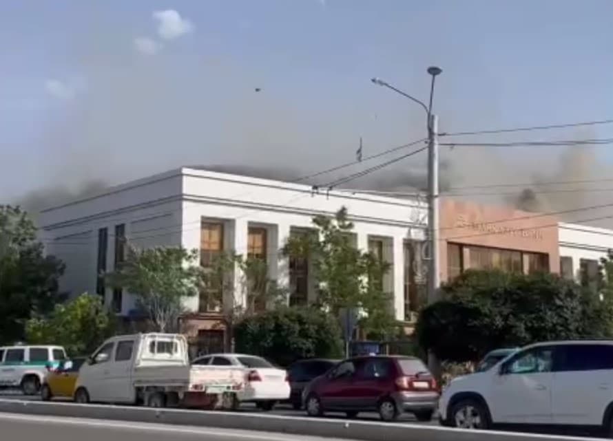 В здании Центрального банка в Ургенче произошёл пожар