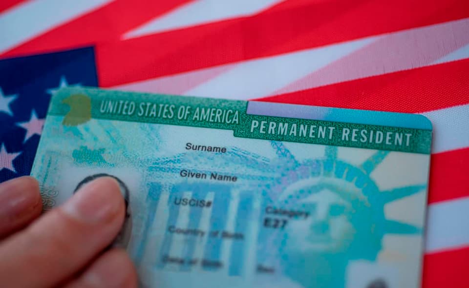 В США введена оплата $1 за участие в лотерее Green Card