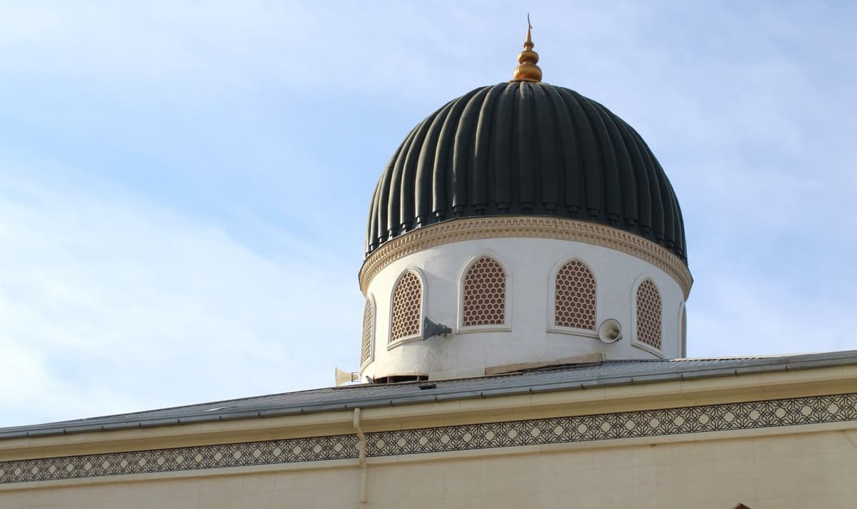 Uzbekistan rolls out mosque loudspeaker system for emergency alerts in pilot project