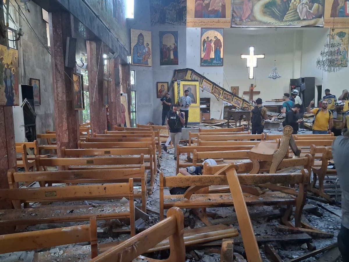 Дамашқдаги черковда теракт содир этилди. 20 киши ҳалок бўлди