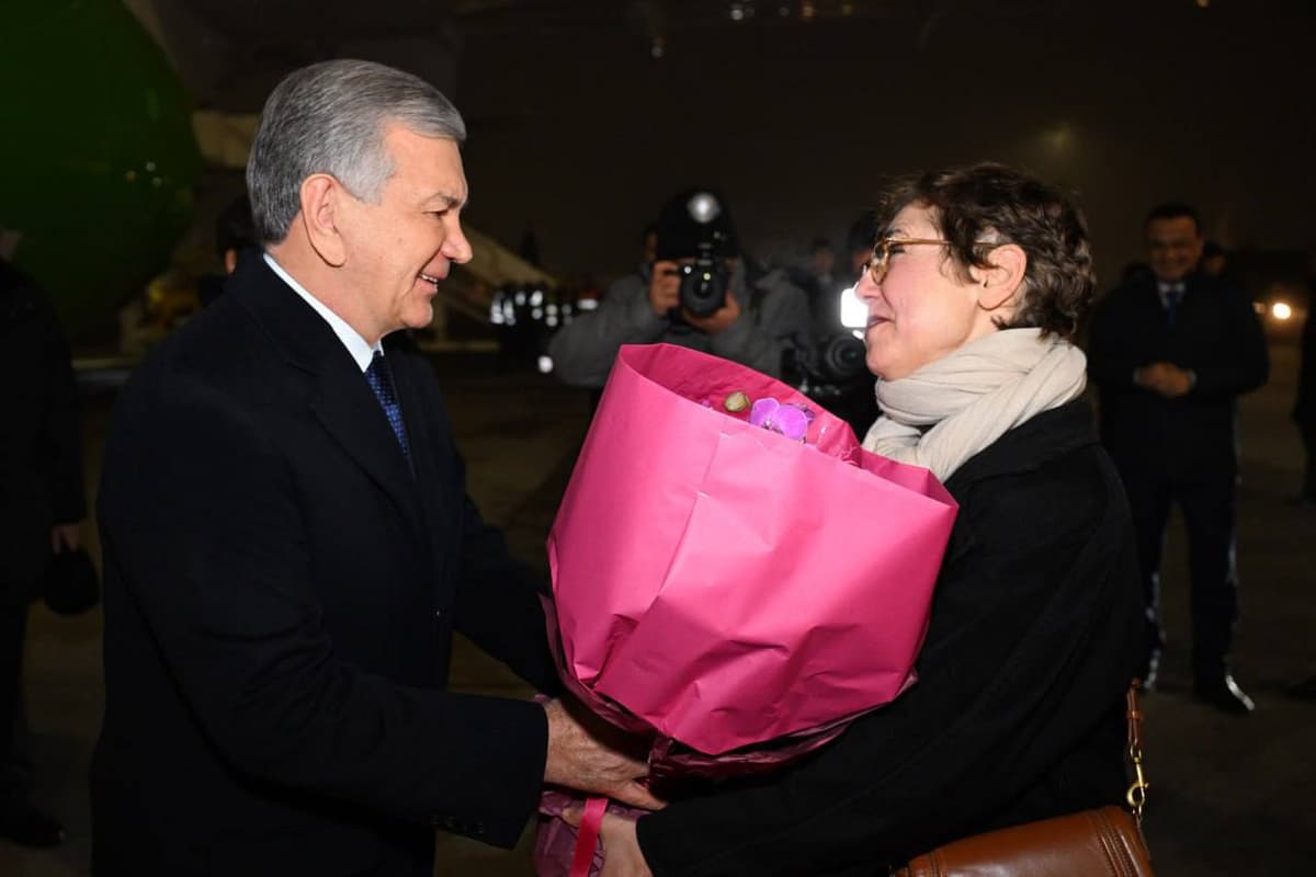 Shavkat Mirziyoyev amaliy tashrif bilan Tsyurix shahriga keldi