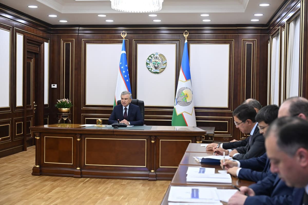 Prezident kimyo sanoatida investitsiya loyihalarini karrasiga ko‘paytirishni buyurdi