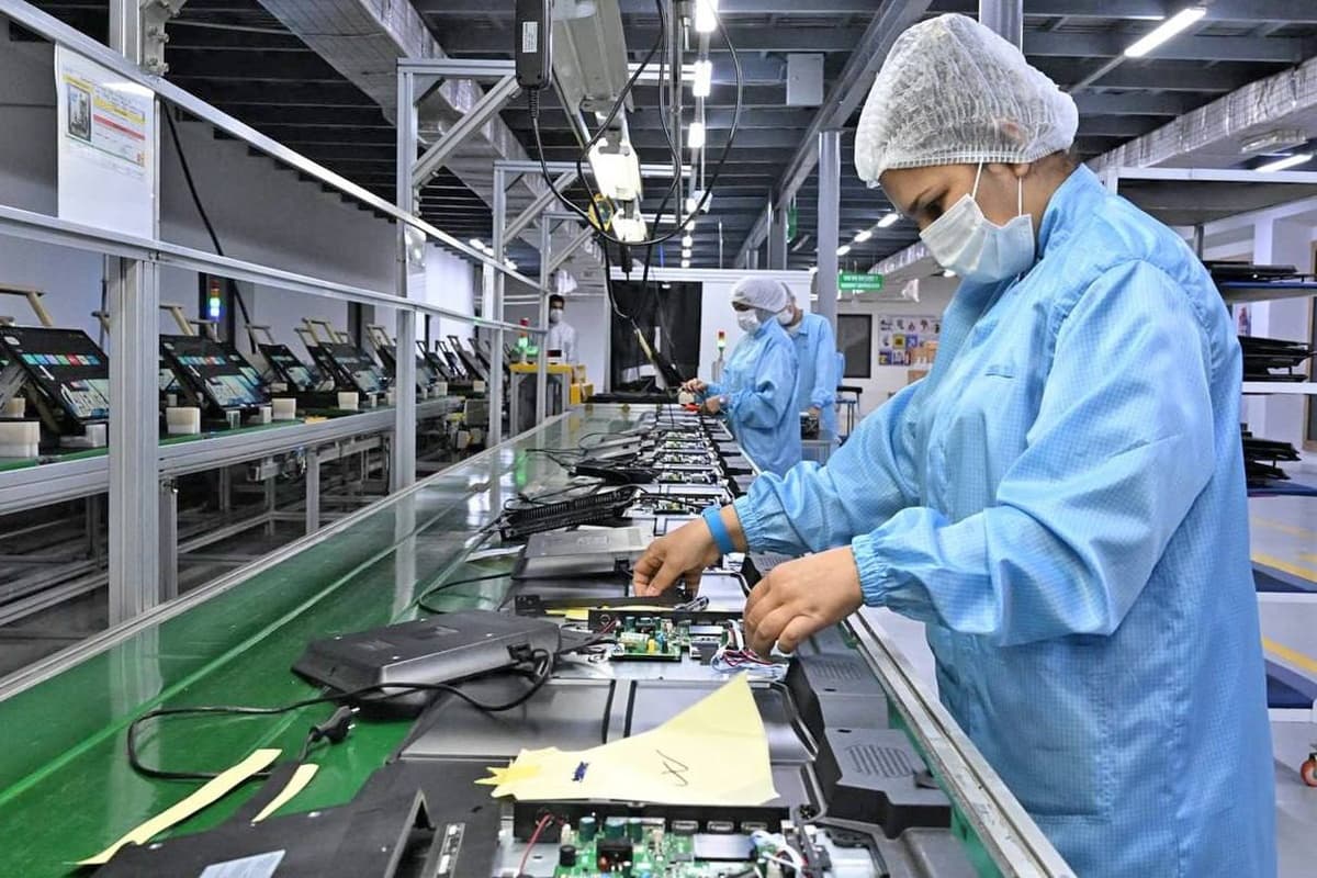 Uzbekistan plans to boost electrical equipment exports to $3 billion by 2026