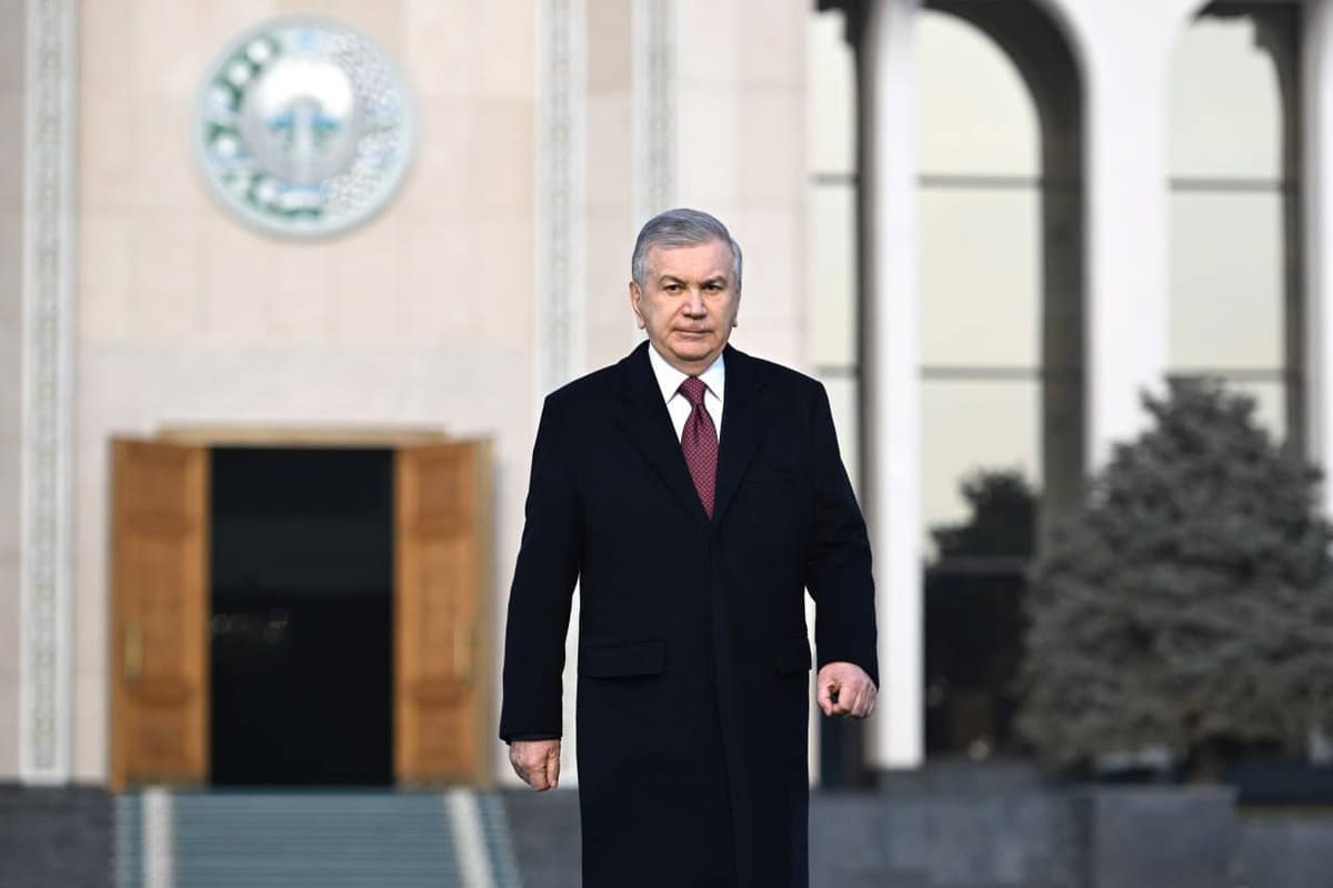 Президент Узбекистана отбыл в Кувейт
