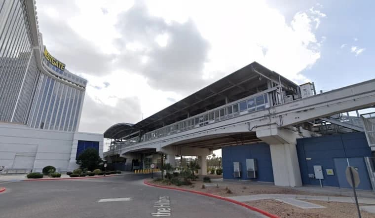 Mask Las-Vegasda Tesla uchun yangi “metro” ochdi: u nima uchun kerak?