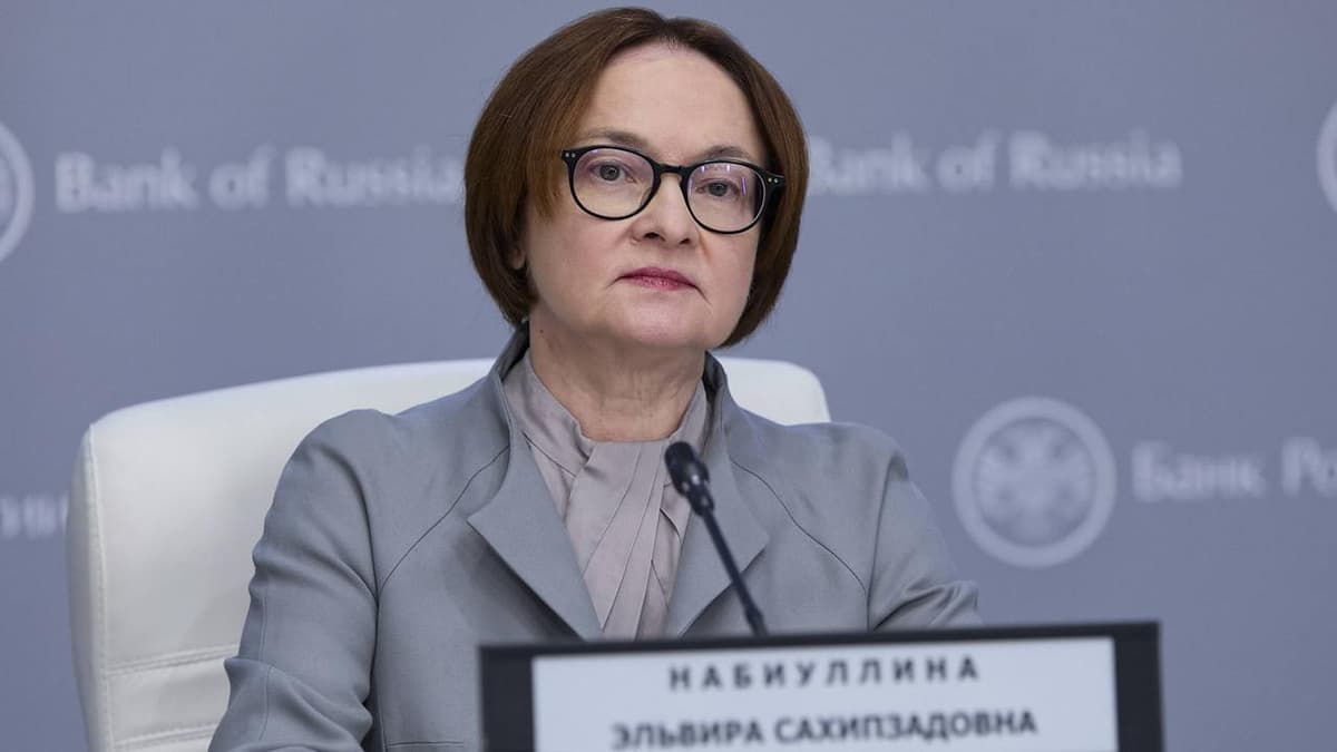 Rossiya Markaziy banki neft narxining qulashi va sanksiyalar kuchaytirilishini banklarda sinab ko‘rdi