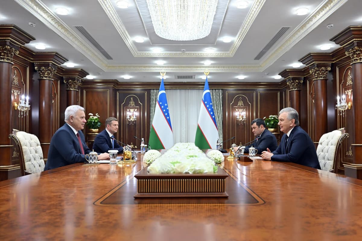 Shavkat Mirziyoyev hosts Lukoil delegation to discuss key energy initiatives