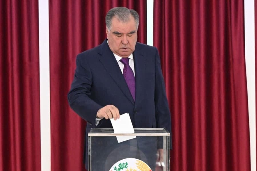 Tojikistondagi parlament saylovlarida prezident Imomali Rahmon partiyasi g‘alaba qozondi