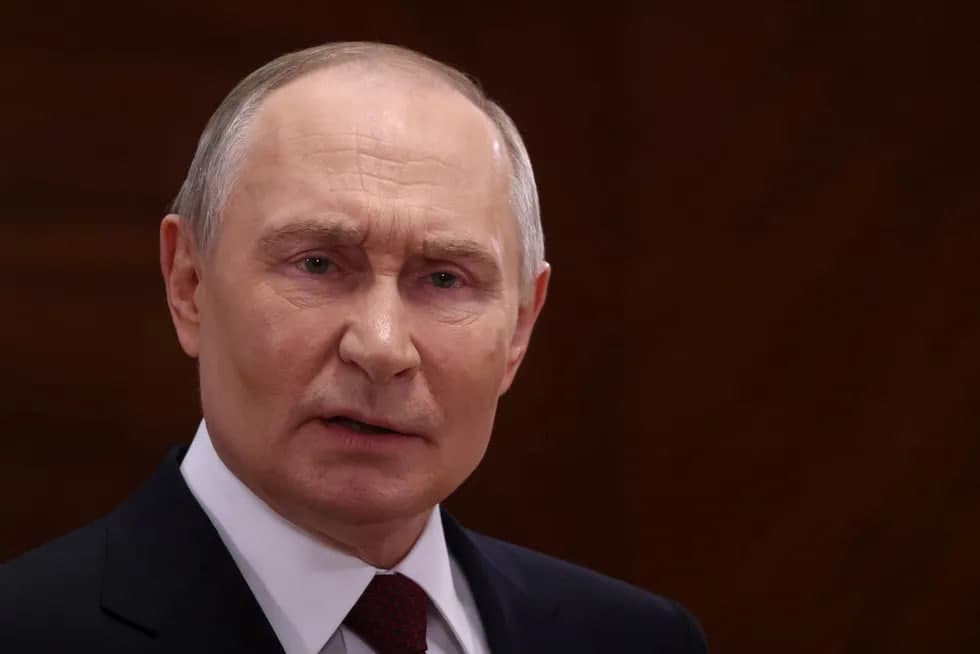 Hindistonlik jurnalist Putindan nima uchun Donbassdagi rusiyzabon va Rossiyani qo‘llovchi ukrainlarning uylarini yakson etayotganini so‘radi