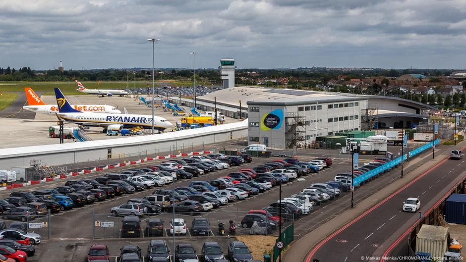 Londondagi "Sautend" aeroporti samolyot falokatidan keyin yopildi