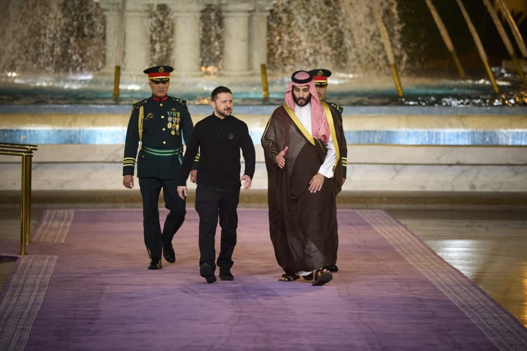 Zelenskiy Saudiya Arabistoniga tashrif buyurdi