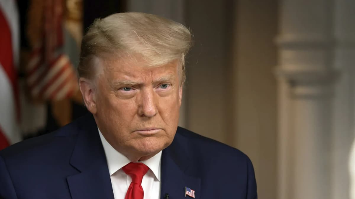 Трамп Гренландия ва Зеленский туфайли CBS нашридан дарғазаб бўлди