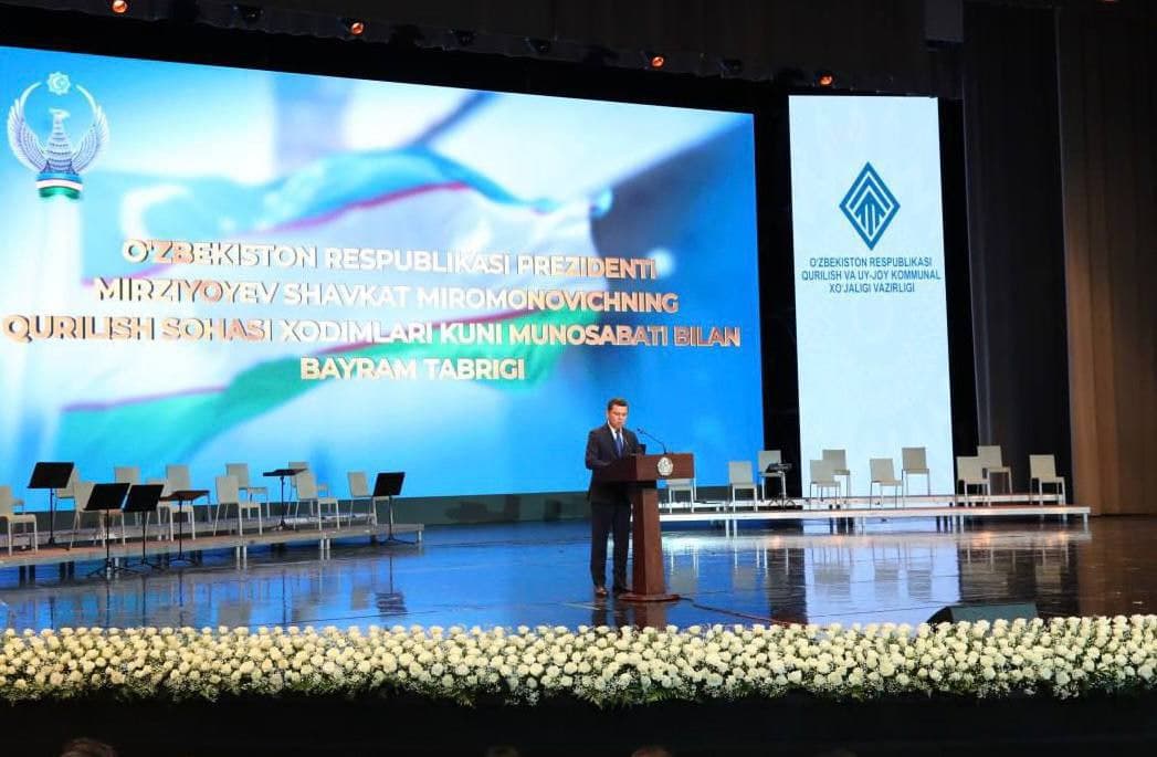 Toshkentda Qurilish sohasi xodimlari kuniga bag‘ishlangan marosim bo‘lib o‘tdi