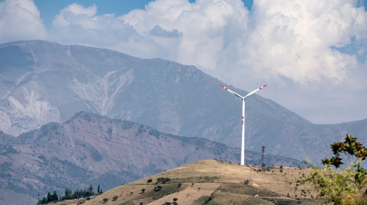 Massive solar power projects set for Karakalpakstan and Jizzakh
