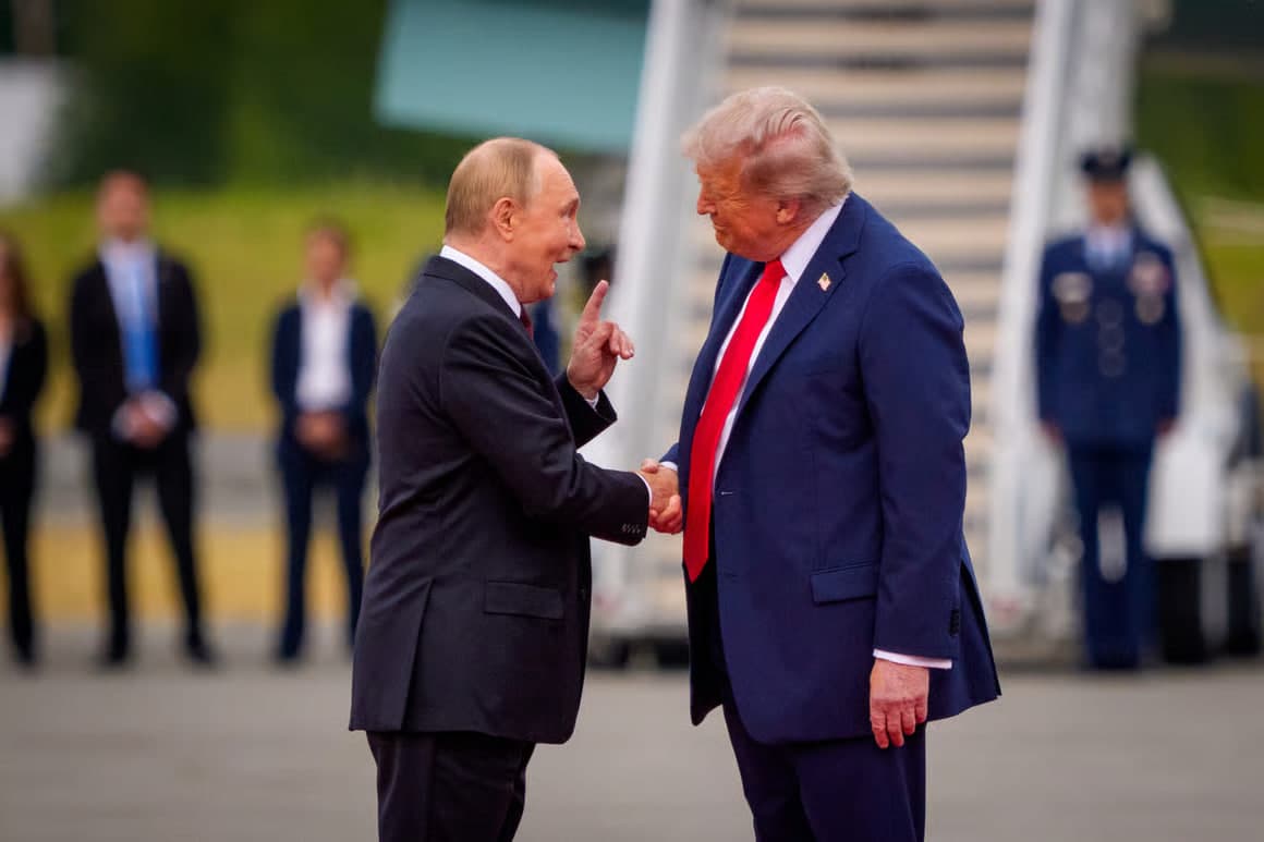 Трамп Россиянинг қатъий талаблари туфайли Путин билан саммитни бекор қилди – ОАВ