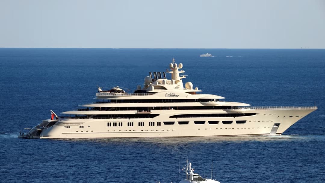 Люксембургскому СМИ запретили называть Усманова владельцем яхты Dilbar