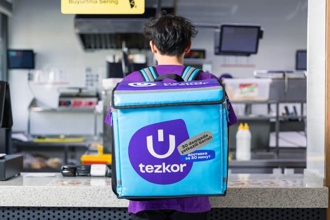 "Uzum Tezkor" named dominant digital platform in delivery market