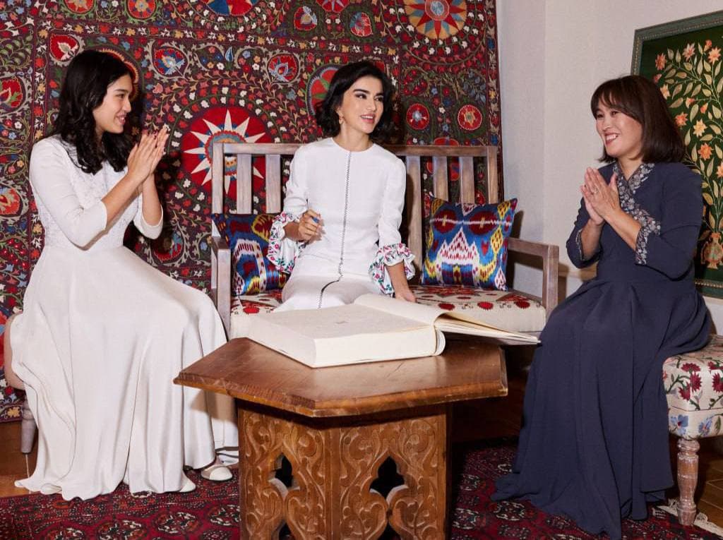 Saida Mirziyoyeva kashtachilik maktabi ochilishida qatnashdi
