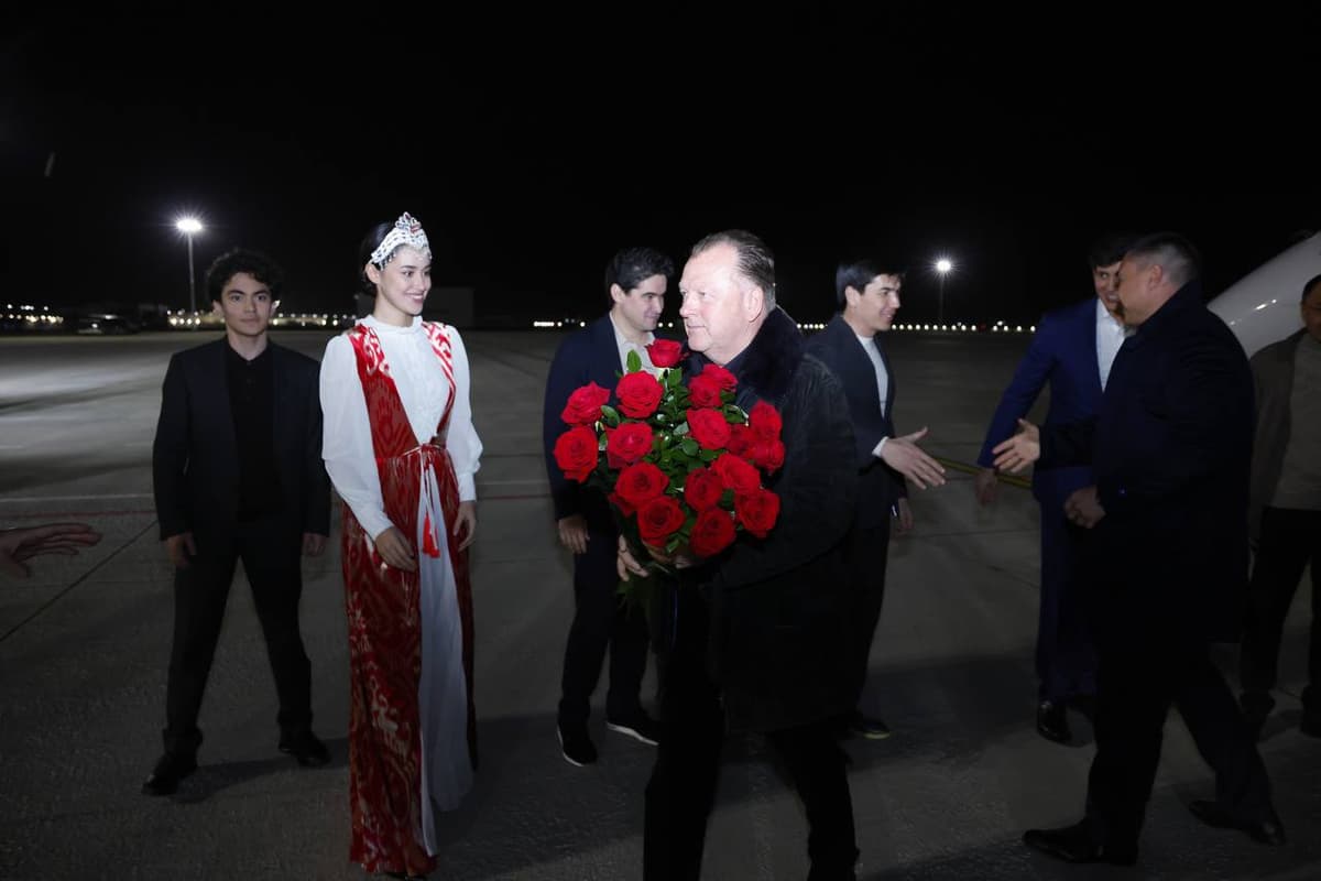 IJF President Marius Vizer arrives in Tashkent for Grand Slam 2026