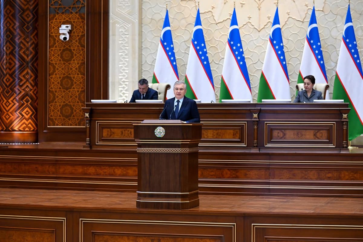 Мирзиёев призвал объединиться в борьбе с коррупцией и устранить ее корни