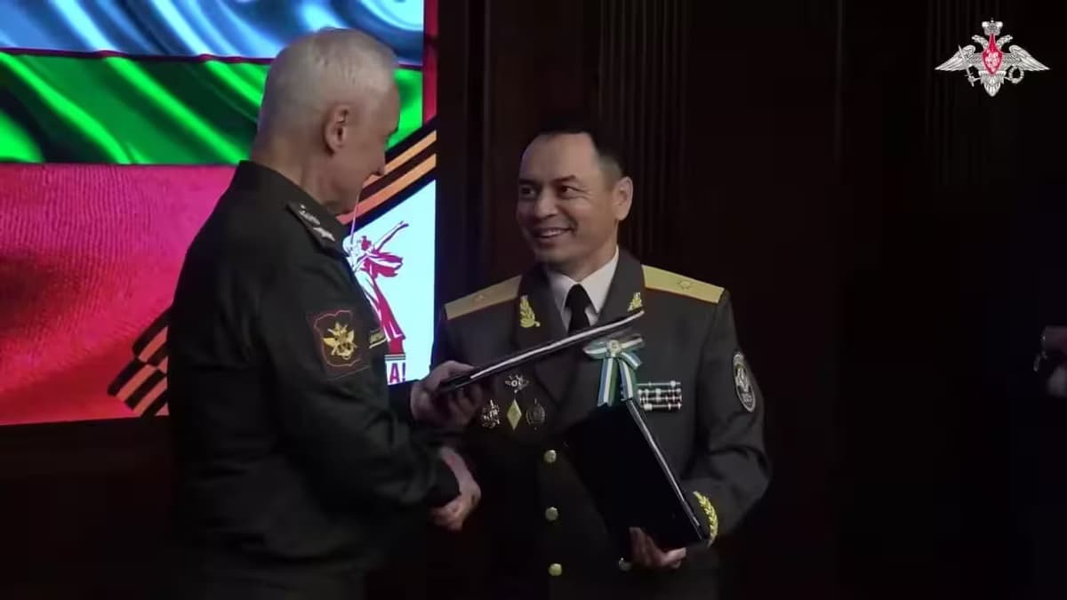 Uzbekistan and Russia sign five-year military cooperation plan