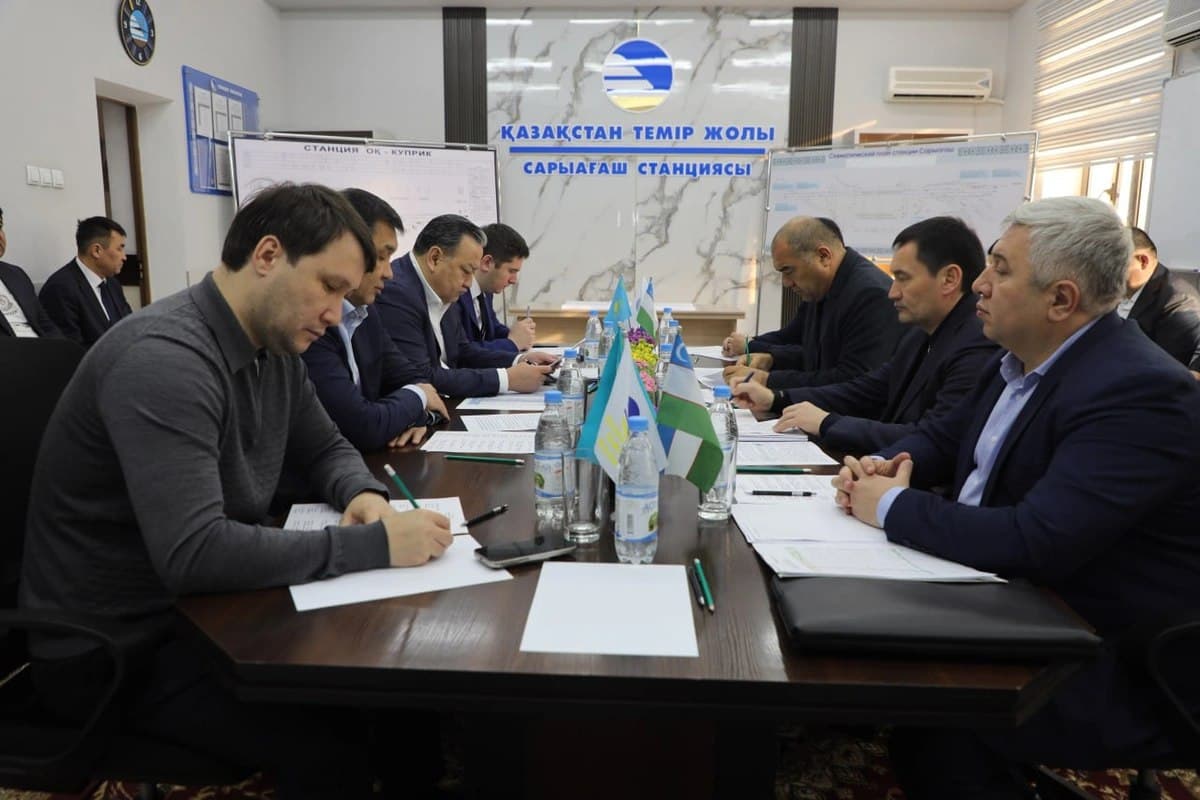 Uzbekistan and Kazakhstan to increase freight train exchange to 35 pairs per day