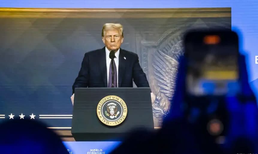 Трамп: Украинадаги вазиятни тинч йўл билан ҳал қилиш бўйича ишлар олиб борилмоқда