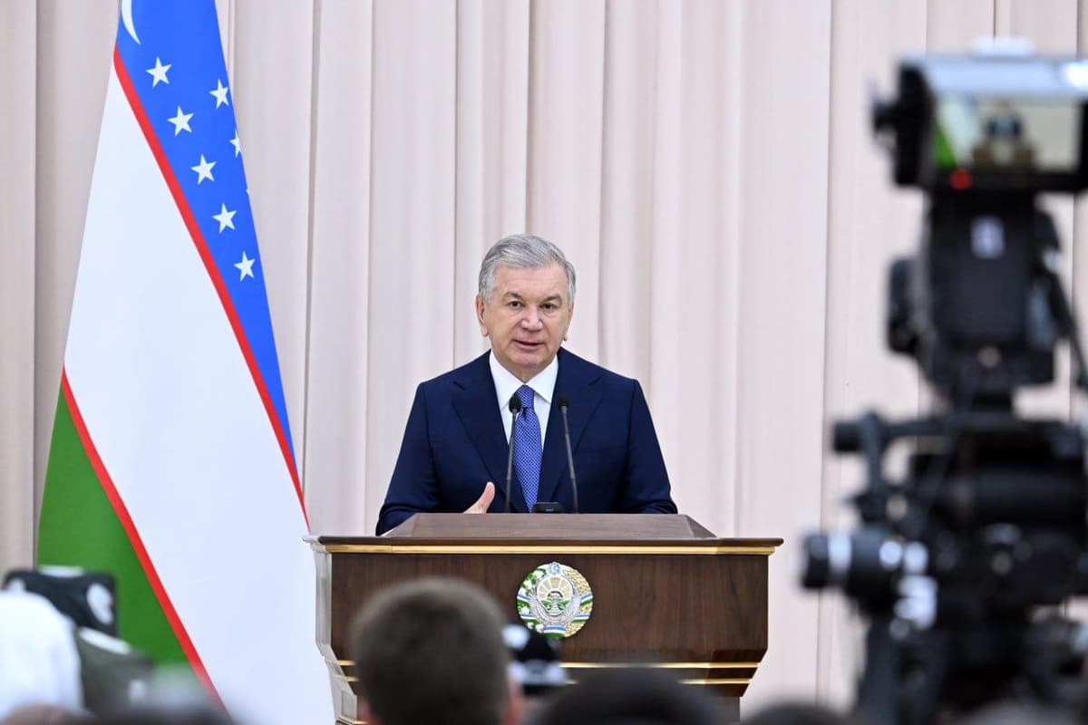 President Mirziyoyev criticizes high airfares by local airlines