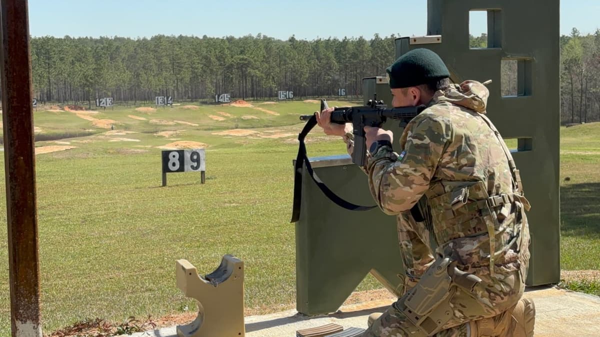 Uzbek military personnel compete with U.S. National Guard Special Units at Camp Shelby