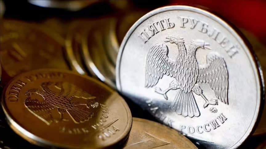 Russia taps into reserves to cover growing budget deficit