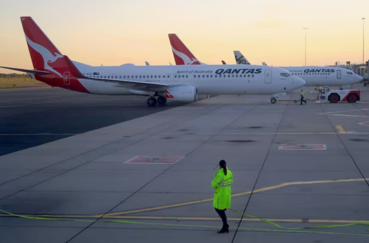 Qantas SpaceX raketasi bo‘laklarining qulash xavfi sabab reyslarini kechiktirdi