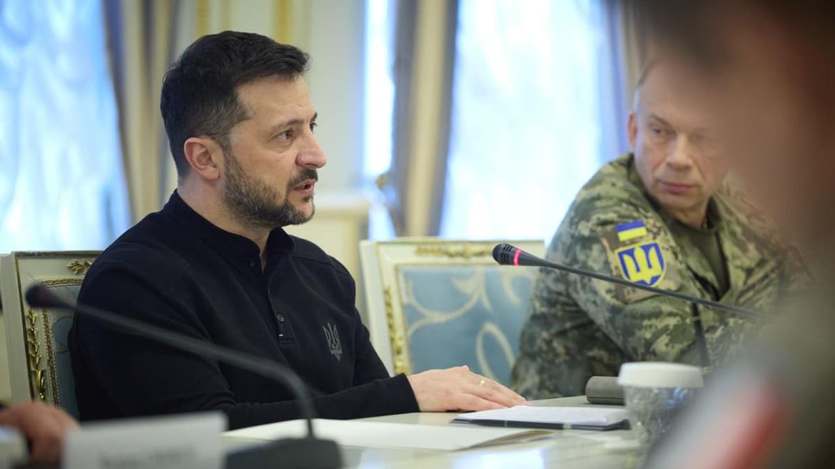 Zelenskiy: Ukraina AQShdan 50 mlrd dollarlik qurol sotib olmoqchi