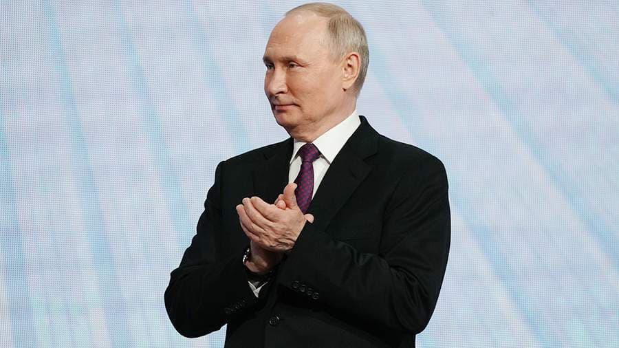 Путин поздравил лидеров стран СНГ с праздником Навруз