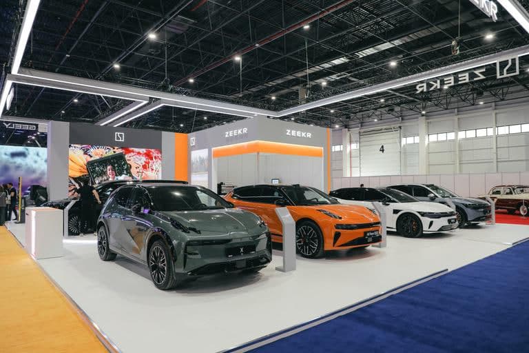 ZEEKR Tashkent International Auto Show 2025 da elektromobillarning beshta modelini taqdim etdi