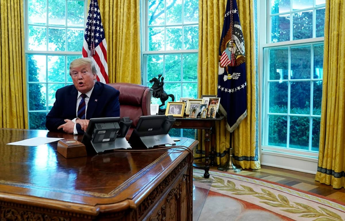 Трамп АҚШ ёрдам эвазига Украинадан ноёб металлар олмоқчилигини айтди
