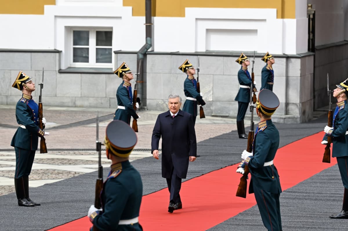 Президент принял участие в мероприятиях, посвященных 81-й годовщине Победы