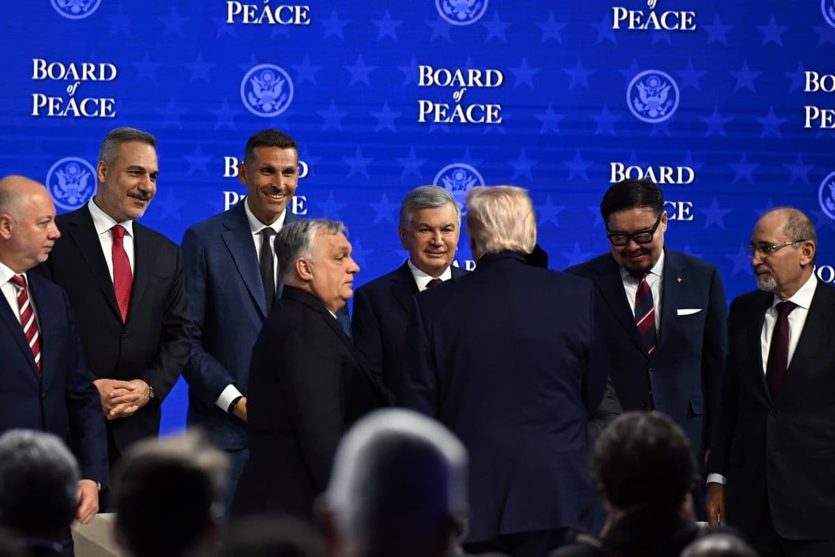 Donald Trump invites Shavkat Mirziyoyev to Peace Council meeting and G20 summit